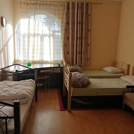 Freedom Hostel Uzhhorod Exterior photo