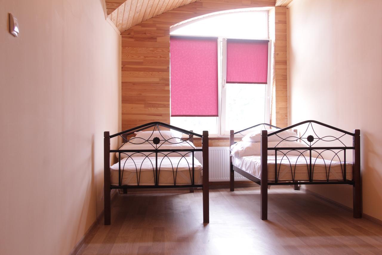 Freedom Hostel Uzhhorod Exterior photo